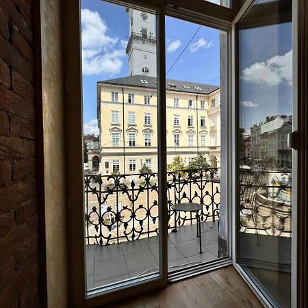Апартаменти На Площі Ринок, 20 Leópolis Exterior foto
