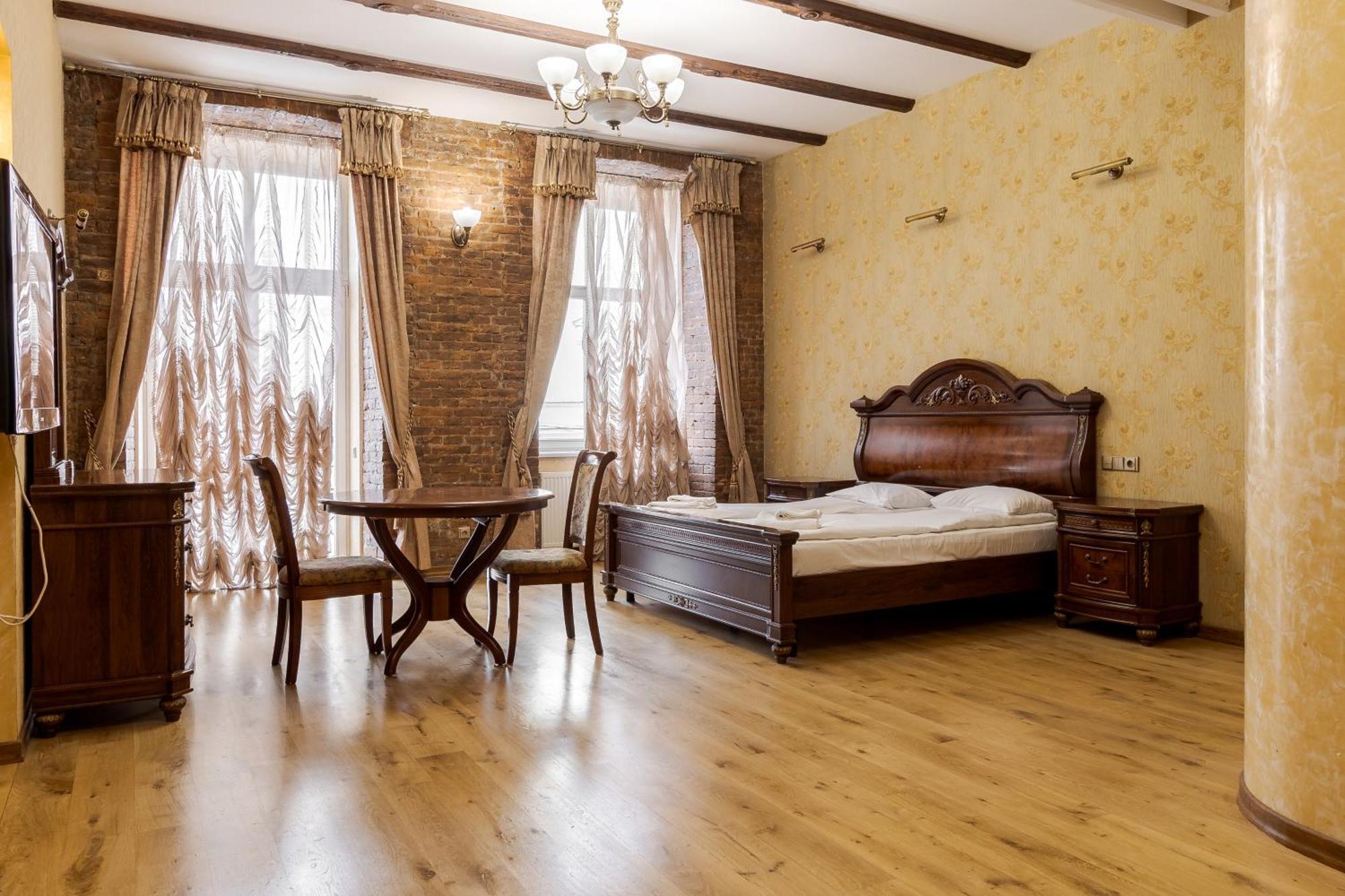 Апартаменти На Площі Ринок, 20 Leópolis Exterior foto
